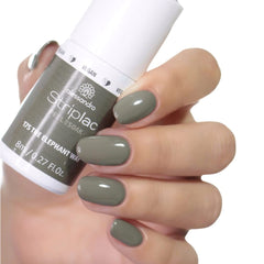 UV-Nagellack alessandro Striplac The Elephant Way – Zart und langanhaltend – Einfache Entfernung dank der Entfernungstechnologie – Vegan und tierversuchsfrei – 8 ml