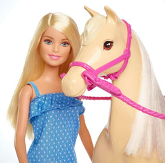 Păpușă Barbie și jucărie cu cal, accesorii pentru călărie, include 1 păpușă și 1 cal, potrivită ca și cadou pentru copiii cu vârsta de 3 ani și peste, FXH13