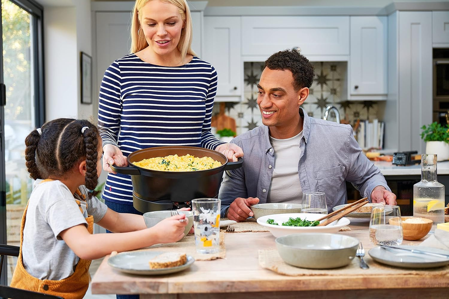 Multicooker Russell Hobbs 6.5L, afișaj digital, 8 funcții de gătit Slow Cooker Naty Shop