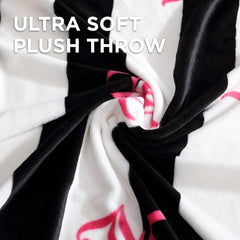 Juicy Couture Cabana Plüsch-Überwurfdecke, 127,7 x 178,8 cm, luxuriöse Mikrofaser-Plüschdecke für maximalen Komfort und gemütliche Wärme. Juicy Couture Betten und Decken