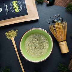 Ceai Matcha Bio 100 g - Pudră Matcha originală - Smoothie-uri cu ceai latte - Matcha bio de cea mai înaltă calitate din Japonia - Îmbuteliat și controlat în Germania - Biotiva