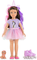 Corolle 9000600030 - Girls Luna Einhorn Set, Knöchelpuppe im Sommeroutfit mit Hund, mit Haarband, Ohrringen und extra Gummistiefel, 28cm Spielpuppe mit Vanilleduft, ab 4 Jahren