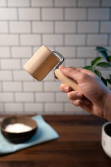 Chinchilla® Backblechroller/Teigroller zylindrisch aus Buchenholz | Der stabile Helfer für die Küche | Hergestellt in Deutschland | Nachhaltige Qualität aus Deutschland | 18 x 5 cm