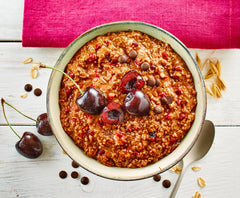 Vegan Porridge Oat Cherry Choc, Oatmal Mit Zartbitter-Schokolade & Kirschen, Einfache Zubereitung, Im Praktischen Portionsbeutel, 1 X 60 G (Packung Mit 3) Cereale Naty Shop