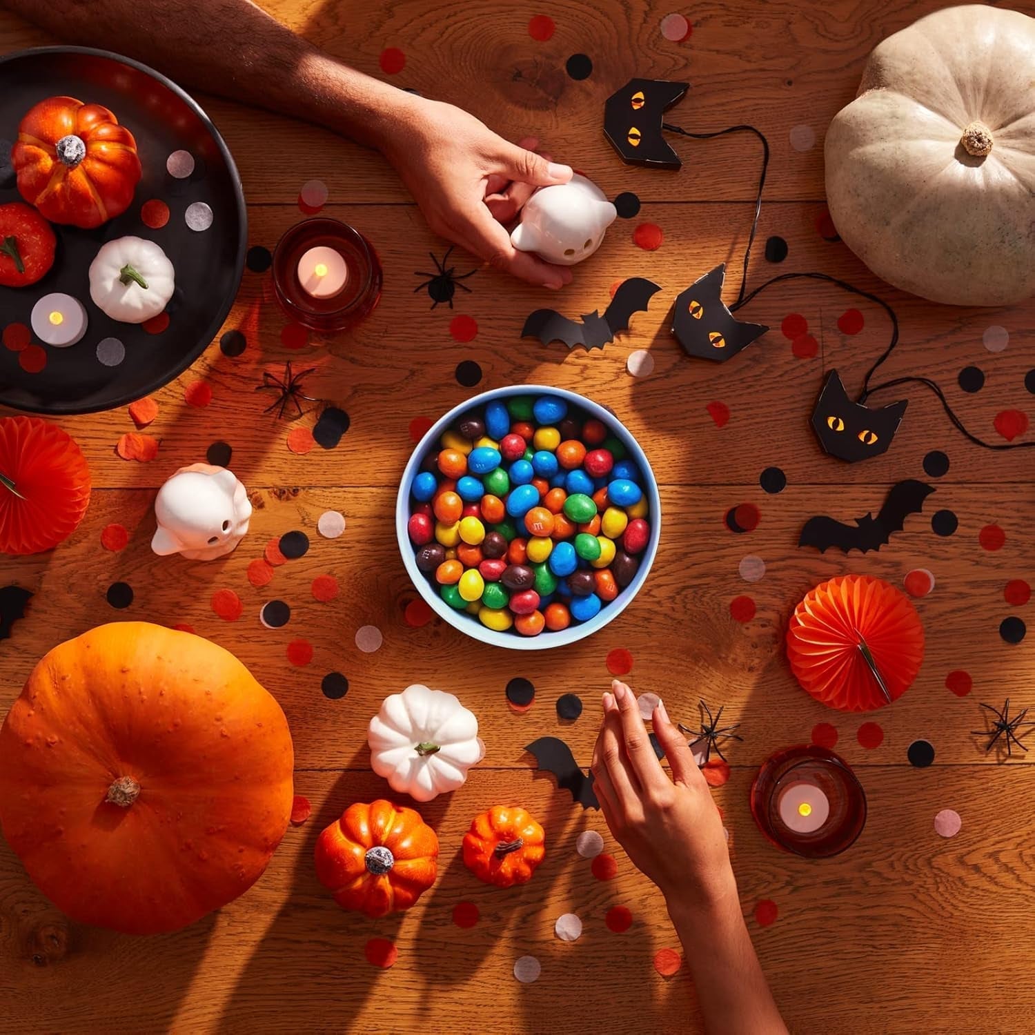 M&M'S, alune invelite in ciocolata, 150 grame Bomboane de Ciocolata Naty Shop