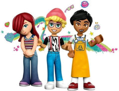 LEGO Friends Heartlake City Café, Kinderspielzeug, Spielzeugbäckerei, Geschenkidee für Mädchen und Jungen ab 6 Jahren, Set mit 3 Spielfiguren und Hundefigur 42618 Bausets Besuchen Sie den LEGO-Store
