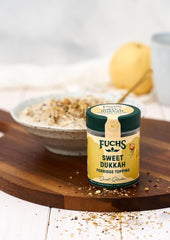 Fuchs Gewürze - Porridge Topping „Sweet Dukkah“ – knuspriges Topping mit Haselnuss, Sesam und Mandeln für Haferflocken – aus natürlichen Zutaten – 60 g in wiederverwendbarer, recyclebarer Dose