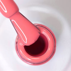 UV-Nagellack alessandro Striplac Coral Sunshine – Zart und langanhaltend – Einfache Entfernung dank der Entfernungstechnologie – Vegan und tierversuchsfrei – 8 ml