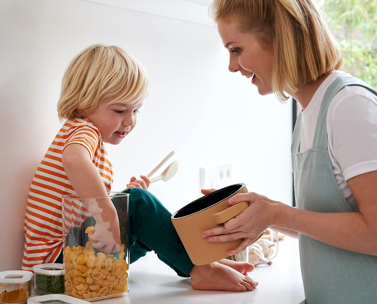 Mepal set de 3 borcane de depozitare cu capac - Recipient dreptunghiular pentru alimente - Organizator de bucătărie din plastic - Recipient de depozitare etanș - 1x 2000 ml & 2x 1000 ml - Alb Cutii depozitare alimente Naty Shop