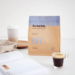 Espresso Nr. 1 – Amestec clasic de espresso cu 25% Robusta – Boabe de cafea pentru aparate complet automate și portafiltru – boabe întregi – 750g