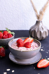 RUF Vegan Porridge Red Berry Oats, Porridge mit Erdbeeren und Himbeeren, 60 Gramm Cerealien Naty Shop