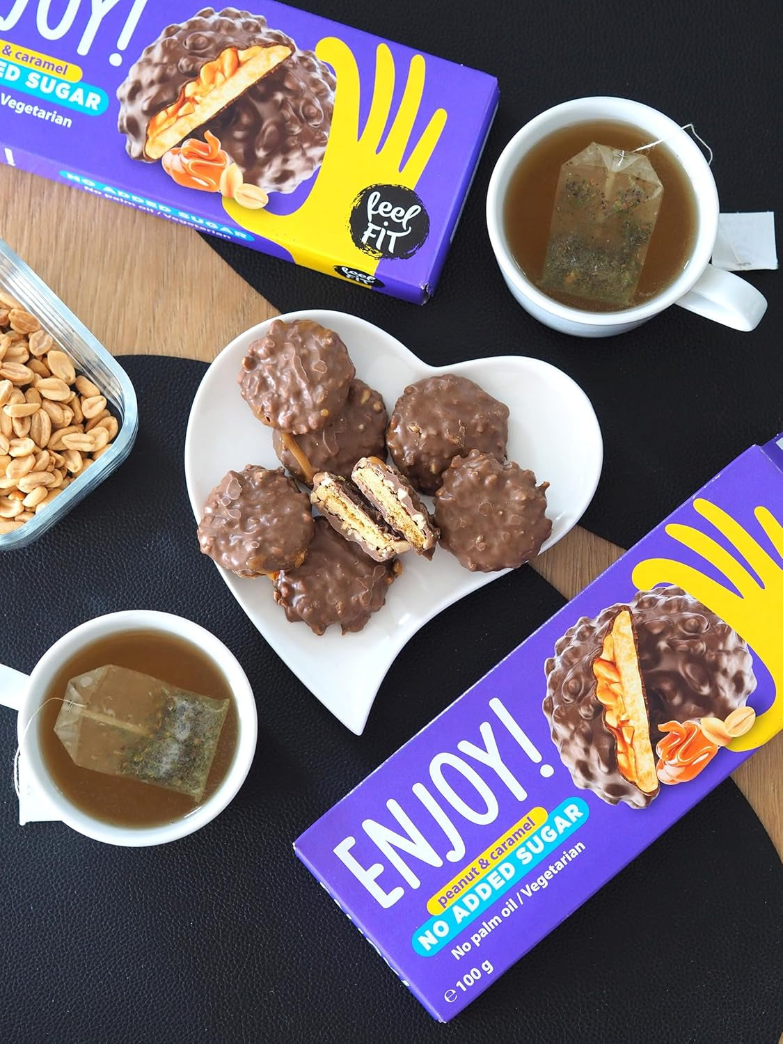 Simte-te în formă, savurează! Fursecuri cu arahide și caramel cu cremă de caramel și arahide în ciocolată cu lapte, fără zahăr adăugat și fără ulei de palmier, 100 g