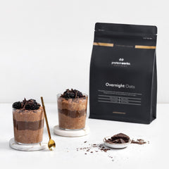 Overnight Oatmeal mit Protein | Dunkle Schokolade und Himbeere | Proteinreiches Frühstück | Zuckerarmer Snack | Haferflocken mit niedrigem GI | 500g