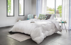 Blanrève – Bettdecke Aerelle Blue – Sehr weich – flauschig und bequem – Einzelbett – Umweltbewusst – Komfortfaser fühlt sich gut an, 140 x 200 cm Bettdecken und Steppdecken Naty Shop