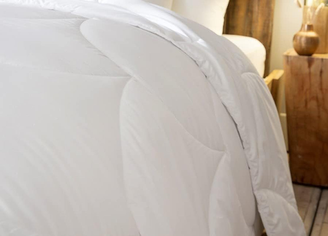 15000000534 Douceur Infinie Quilt, leicht, Polyester, weiß, weiß, 240 x 260 cm Steppdecken und Steppdecken Naty Shop