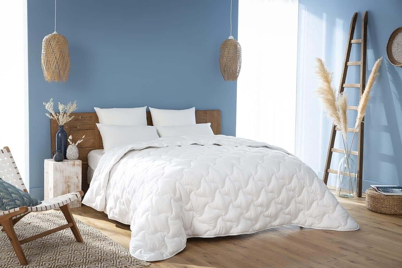 Abeil 1388 Bettdecke Topcool, dünn, Feuchtigkeitsregulierer, weiß, 240 x 260 cm. Bettdecken und Steppdecken Naty Shop 220 x 240