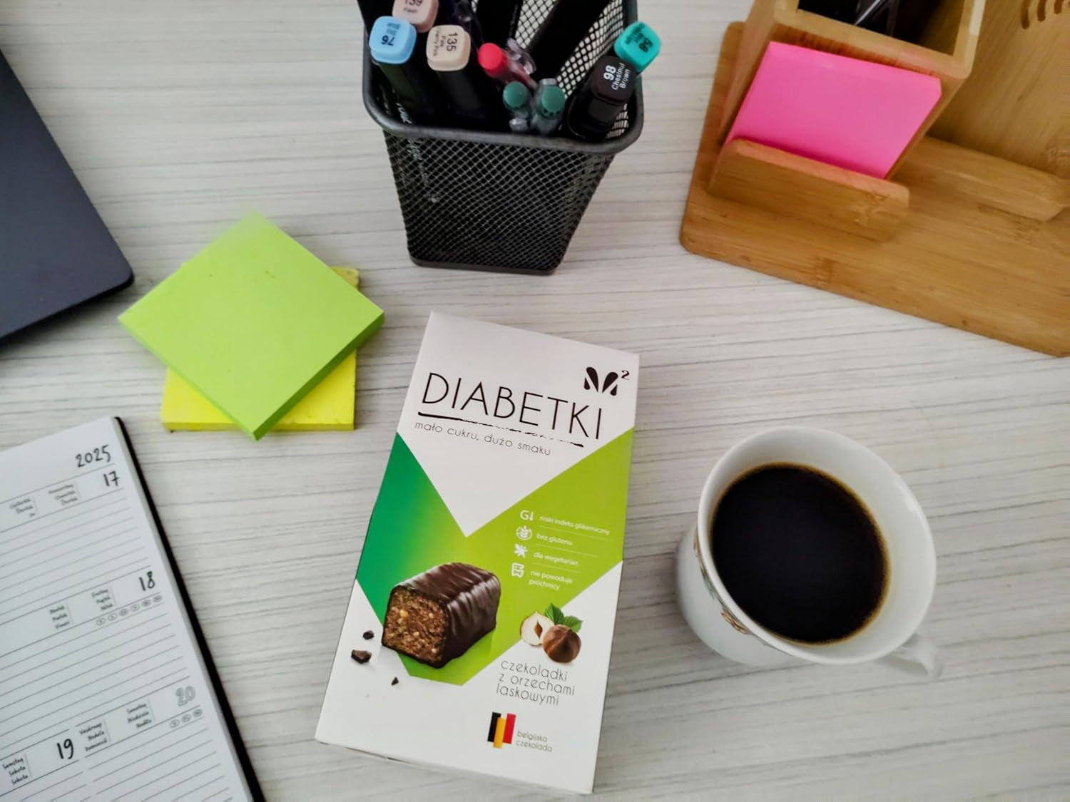 DIABETKI Haselnusspralinen, zuckerfreie Schokolade, köstliche Süßigkeiten für bewusste und Diabetiker, glutenfreie und vegetarische Snacks 100g