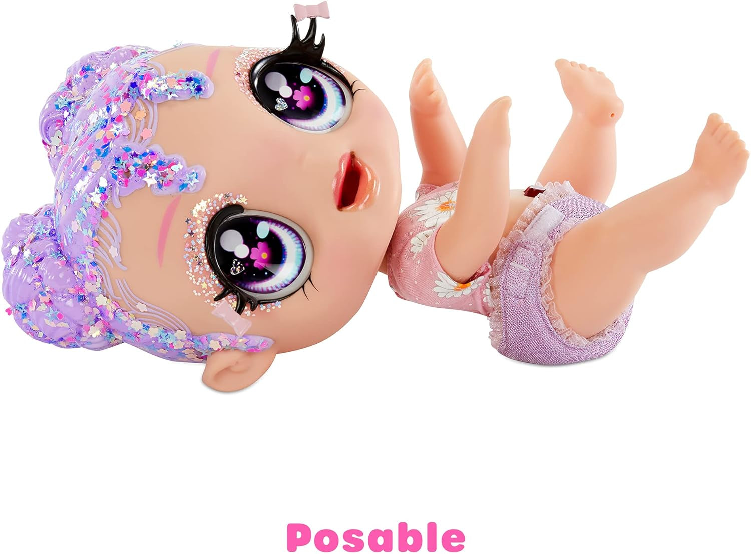 MGA Glitter Babyz – LILA WILDBLOOM – Babypuppe mit 3 magischen Farbwechseln durch eiskaltes Wasser – mit lila Glitzerhaaren, Wildblumen-Outfit, Windel, Flasche und Schnuller – für Kinder ab 3 Jahren