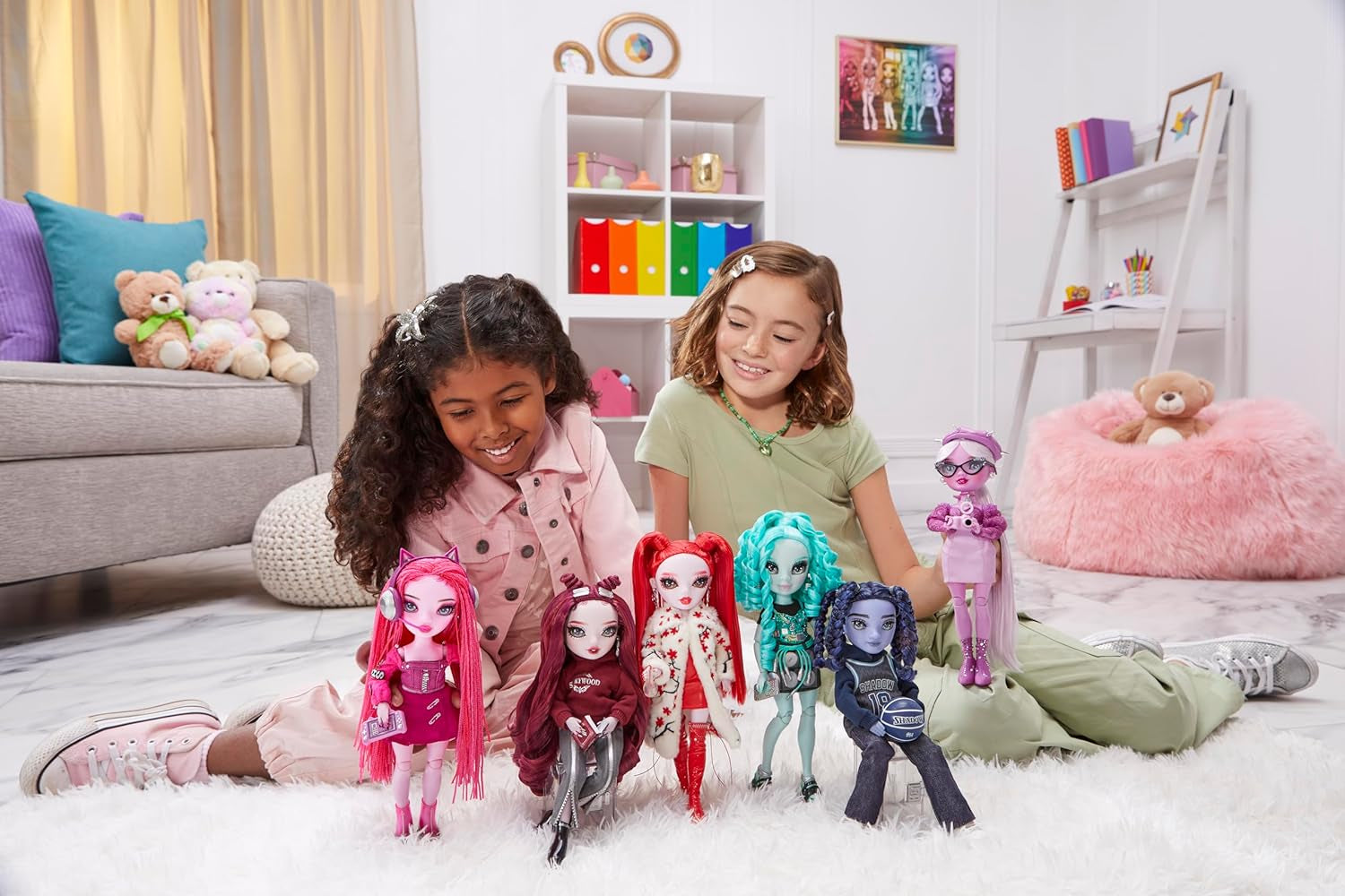 Rainbow High Shadow High Serie 3 – Berrie Skies – Grüne Modepuppe – Modisches Outfit und mehr als 10 bunte Spielaccessoires – Ideal für Kinder von 4–12 Jahren und Sammler