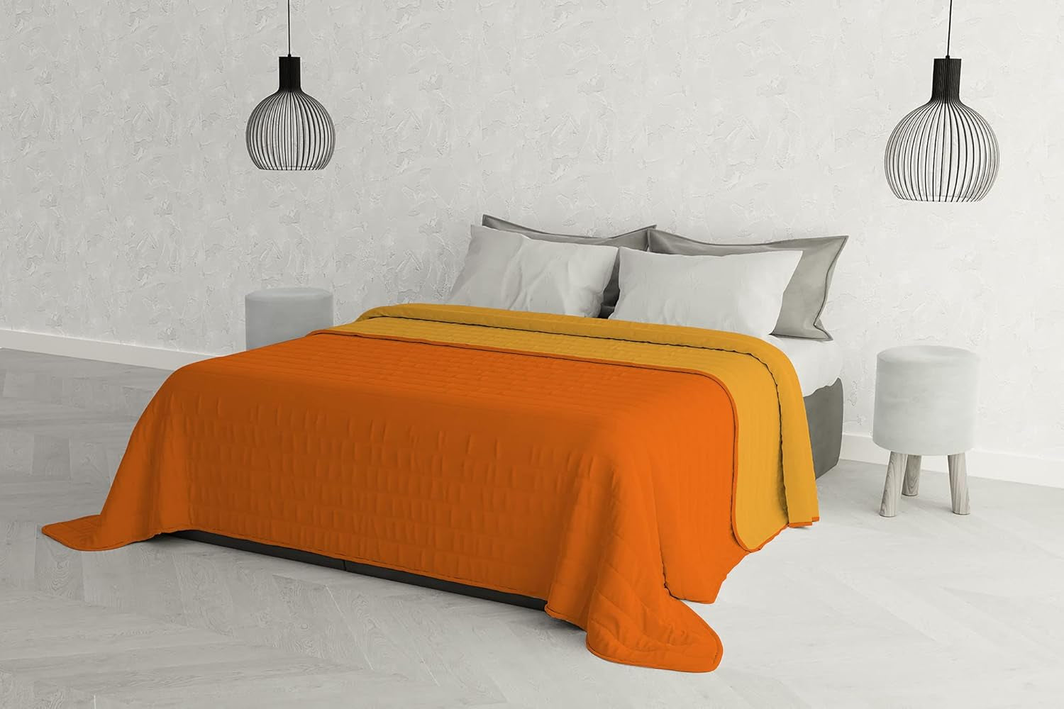 Elegante Steppdecke für ein Doppelbett, 260 x 270 cm, Dunkelblau/Apfelgrün. Betten und Decken. Besuchen Sie den Italian Bed Linen-Store Arancio/Giallo