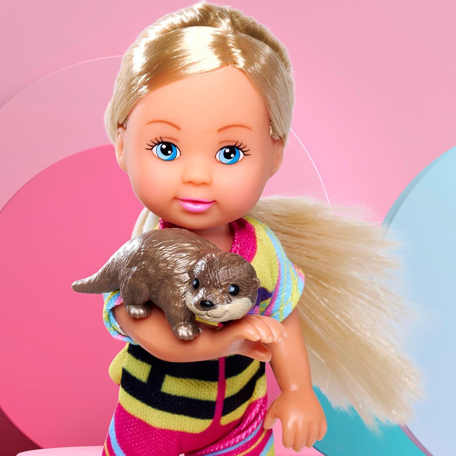 Simba Evi Love Kayak, Spielpuppe Macht eine Kajaktour, mit Passantenbekleidung, Helm, Paddel, Sonnenbrille und Otter, 12cm, ab 3 Jahren