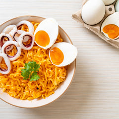 MAMA - Instantnudeln mit gesalzenem Ei - Multipack (10 x 85g)