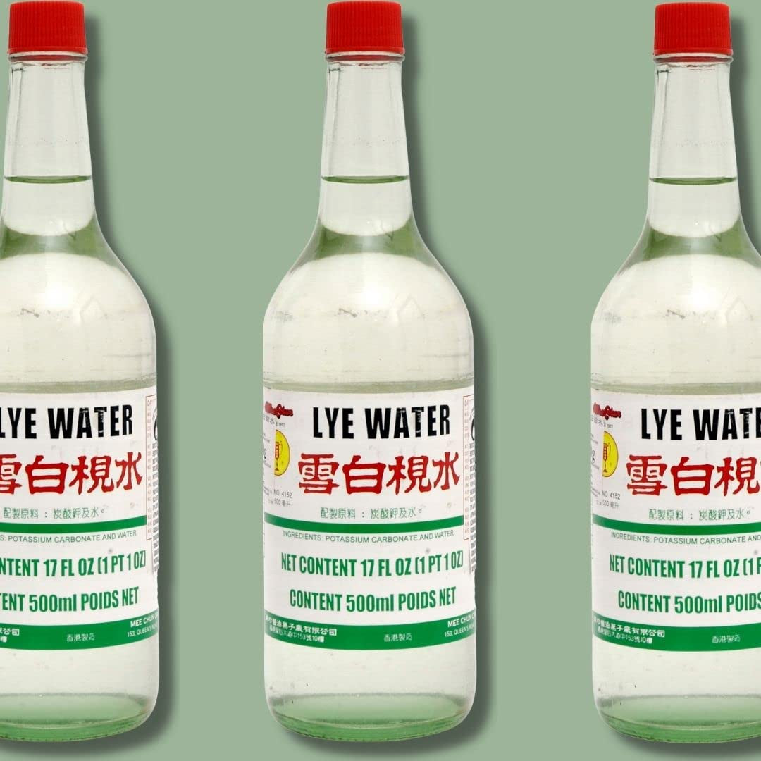 - Kaliumcarbonatlösung (1 x 500 ml)