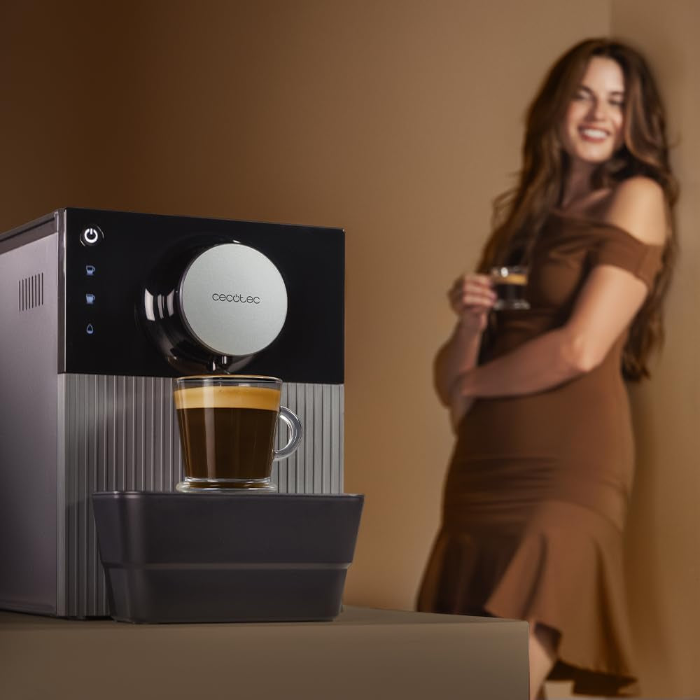 Espressor compact Cecotec Cremmaet Cube, 1350 W, sistem de presare 10 g, sistem de pre-infuzie, 19 bar, sistem thermoblock, 5 setări de măcinare, panou de control tactil