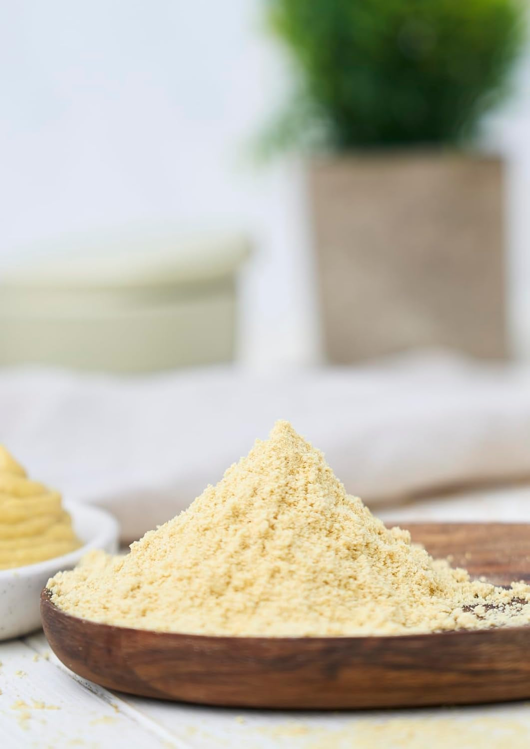 Fuchs Gewürze - Senfkörner gemahlen - für die Zubereitung von Rubs, zum Verfeinern von Suppen und Saucen - natürliche Zutaten - 45 g in wiederverwendbarer, recyclebarer Dose