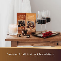 Lindt NUXOR cremige weiße Schokolade mit ganzen gerösteten Haselnüssen, 103 Gramm Naty Shop