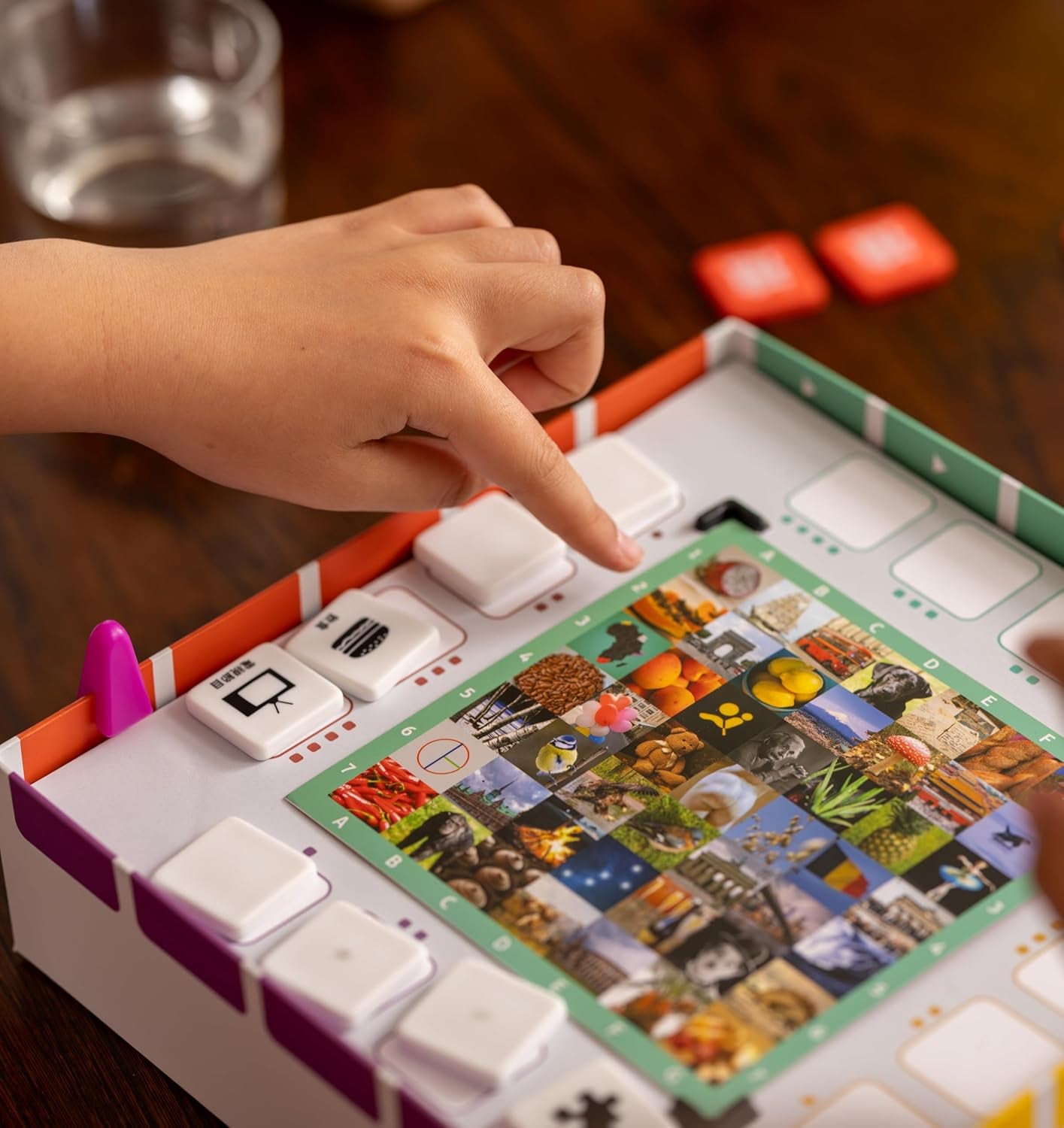 Bezzerwizzer Studio, BEZZERWIZZER Family, Gesellschaftsspiel, Quizspiel, 2+ Spieler, ab 10 Jahren, 45 Minuten, Deutsch