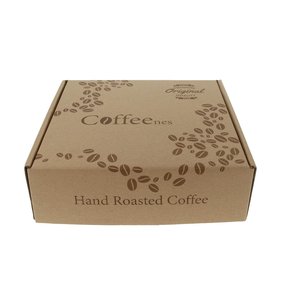 Coffeenes Kaffeebohnen Probierset – Kaffee Geschenk - 6 Sorten ganze Bohnen Arabica aus Brasilien, Peru, Kolumbien, Tansania, Indien, Uganda – 6 x 100g