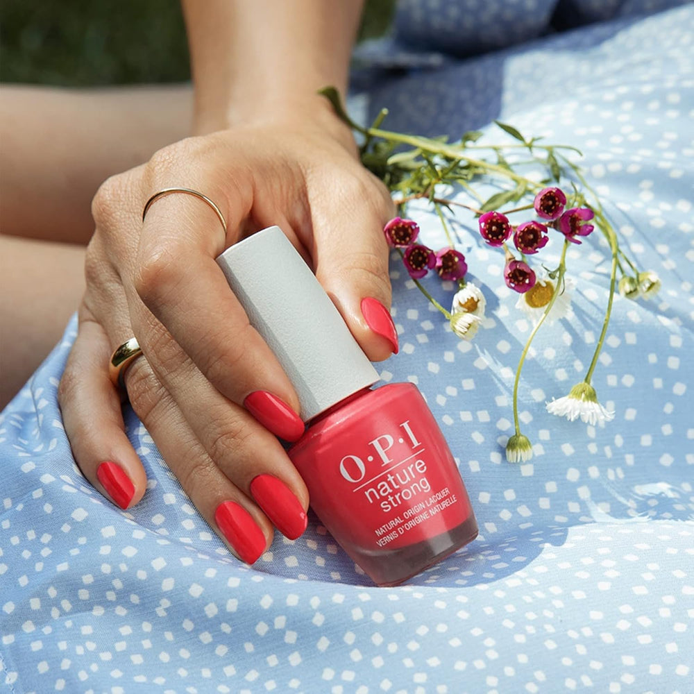 OPI Nature Strong Red and Orange Shades – langanhaltender Nagellack mit einer innovativen veganen Formel mit natürlichen Inhaltsstoffen – für strahlende Nägel