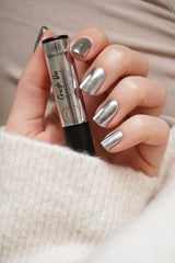 Set alessandro Striplac Peel or Soak Silver Crush On Chrome – Perfekte Nägel in 15 Minuten