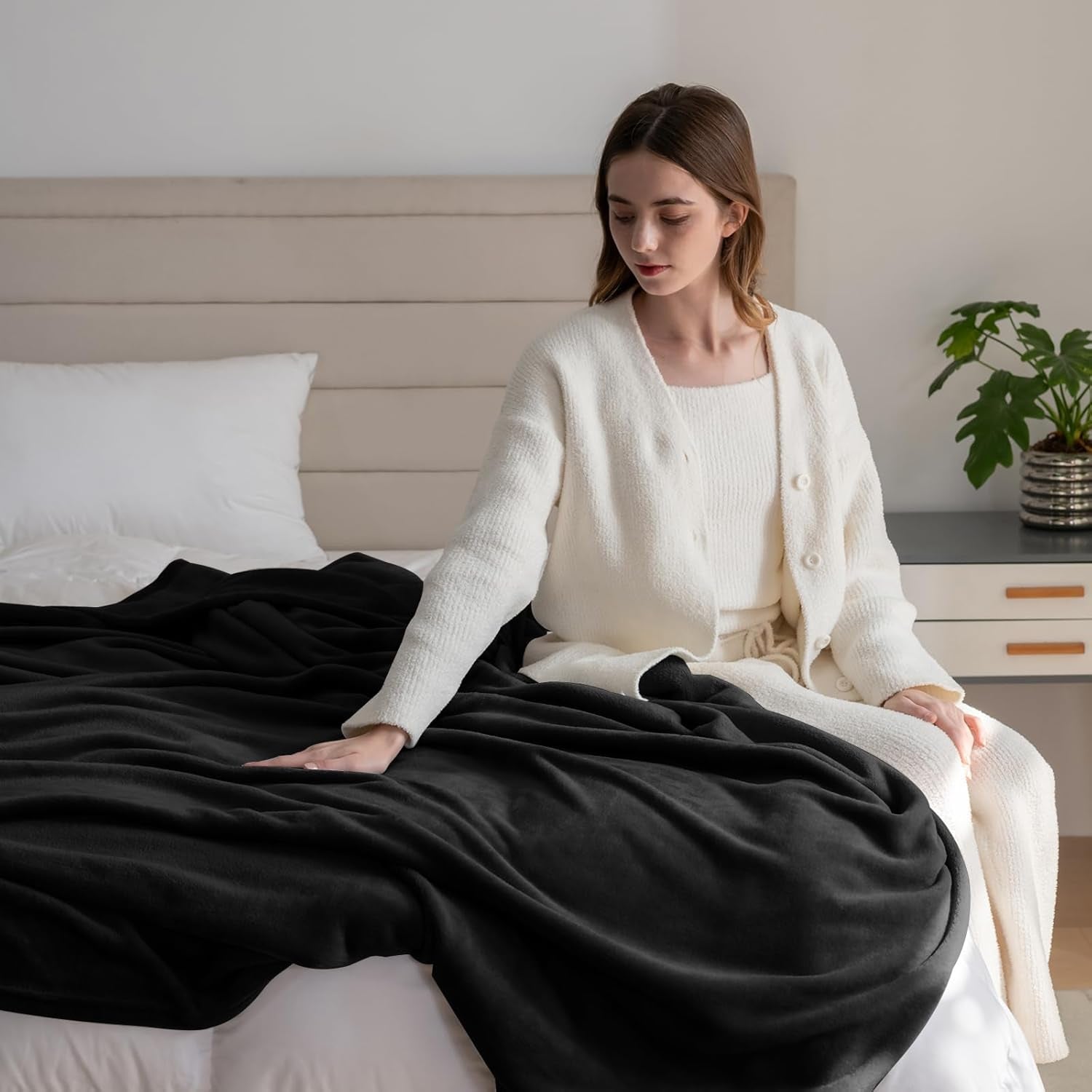 Gemütliche Decke, flauschige Fleecedecke, 130 x 150 cm, Bettdecken, Couchdecke, große weiche Decken und Überwürfe für Erwachsene, Sofaüberwürfe, warm, maschinenwaschbar, schwarze Betten und Decken, Good Nite