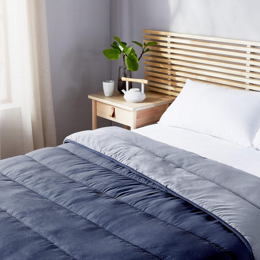 Pikolin Home - Wendedecke 300 G - Zweifarbige nordische Füllung - Für Bett 105 - bequem, warm, atmungsaktiv, grün, 180 x 260 cm Steppdecken und Steppdecken Naty Shop