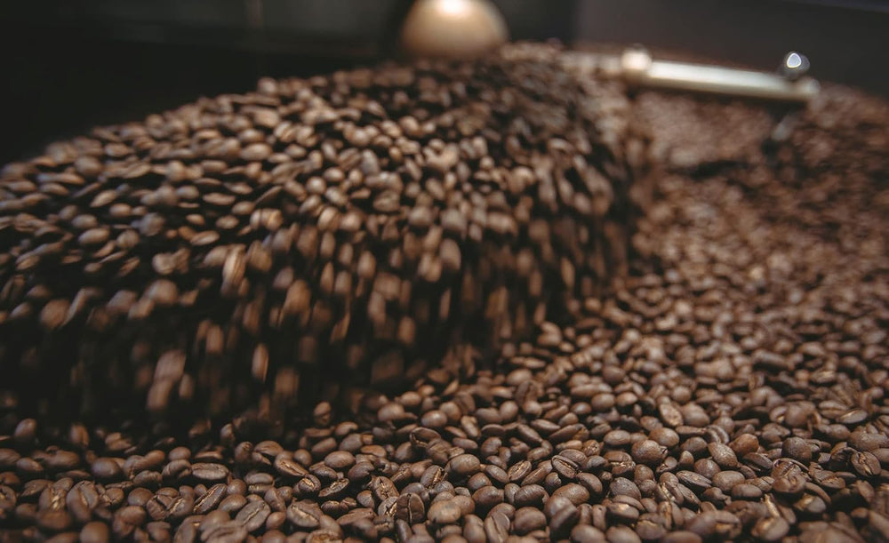 Espresso Napoletano BLACK OF NAPLES - extrem de intens și cremos - aciditate foarte scăzută - boabe întregi 100% Robusta 500g