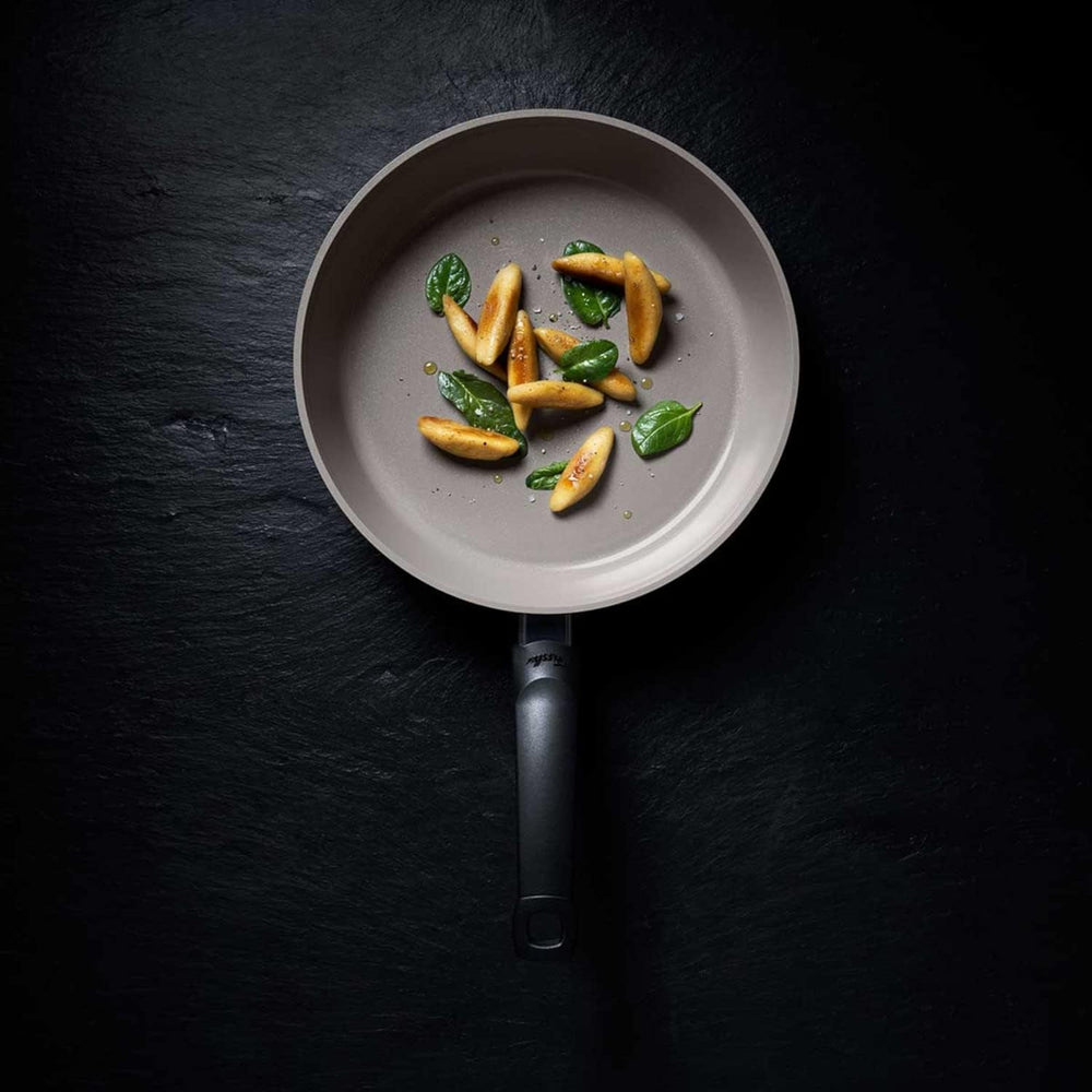 Fissler Ceratal Comfort, antihaftbeschichtete Keramikpfanne – Induktion Töpfe und Pfannen Naty Shop