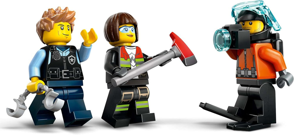 LEGO City Combo-Set mit Hubschrauber, Löwenauto und U-Boot sowie 3 Minifiguren – baubare Spielzeugfahrzeuge für Jungen und Mädchen ab 7 Jahren – Geburtstags- und Weihnachtsgeschenk 60462 Bausets Besuchen Sie den LEGO-Store