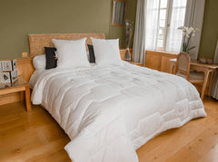 Steppdecke 240 x 220 cm | Bio-Baumwolle und Merinowolle | Warm, maschinenwaschbar bei 30 °C. Bettdecken und Steppdecken von Naty Shop