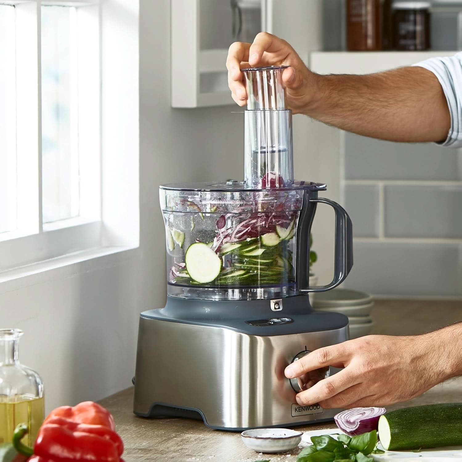 Kompakte Küchenmaschine Kenwood Multipro Compact+ FDM315SS, Edelstahlklinge Mutter und Kind Naty Shop