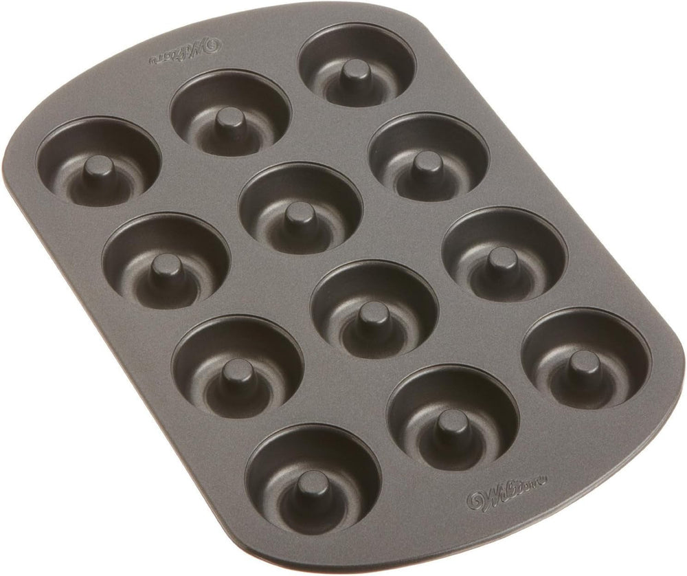 Wilton Donut-Backform Mit 12 Mulden Donutform, Hochwertige Donut Backform Mit Antihaftbeschichtung Für 12 Mini-Donuts, Spülmaschinenfest Formen und Tabletts zum Backen Naty Shop Medium