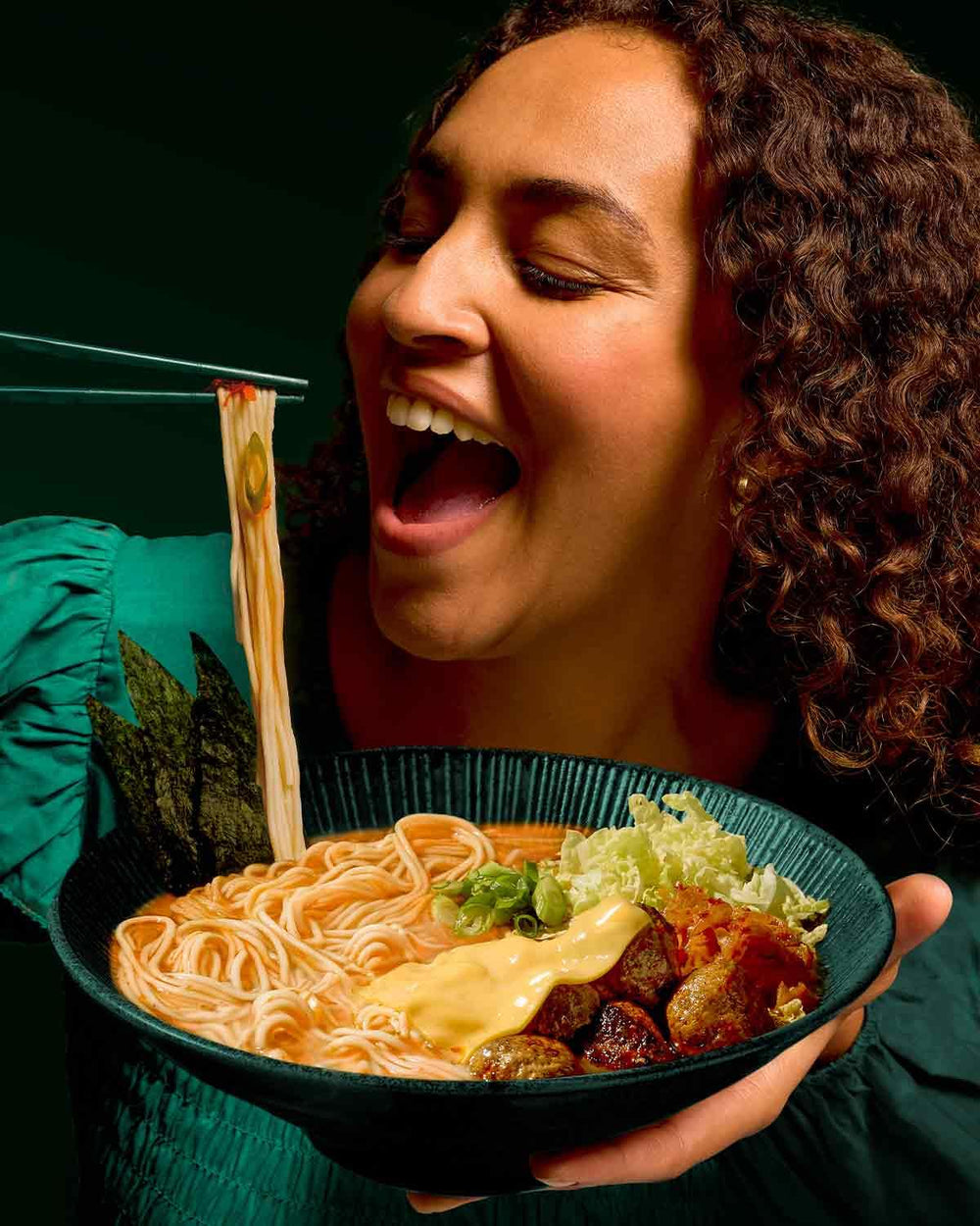 LEE KUM KEE Ramen-Nudeln – Asiatische Ramen mit zarter und feiner Textur, der Klassiker für Ramen-Suppen und Wok-Gerichte, halbtrockene Nudeln, zwei Portionen pro Packung, 6 x 180 g Multipack