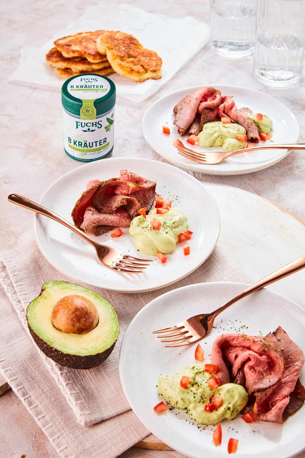 Fuchs Gewürze - 8 Kräutergerebelt - Kräutermischung für Marinaden, Fischgerichte oder Kräuter-Frischkäse - natürliche Zutaten - 25 g in wiederverwendbarer, recyclebarer Dose