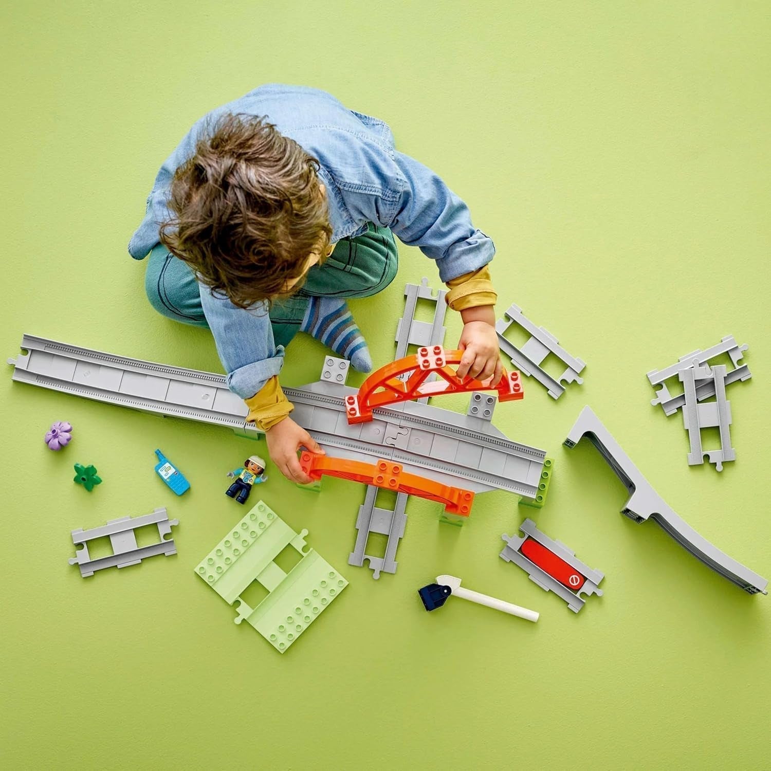 LEGO DUPLO Town Pod de cale ferată și șine - Set de expansiune, cadou pentru copii începând cu 2 ani, set pentru construcție și reconstrucție, set de dezvoltare pentru preșcolari, jucărie educațională 10426 Seturi de constructie Besuche den LEGO-Store