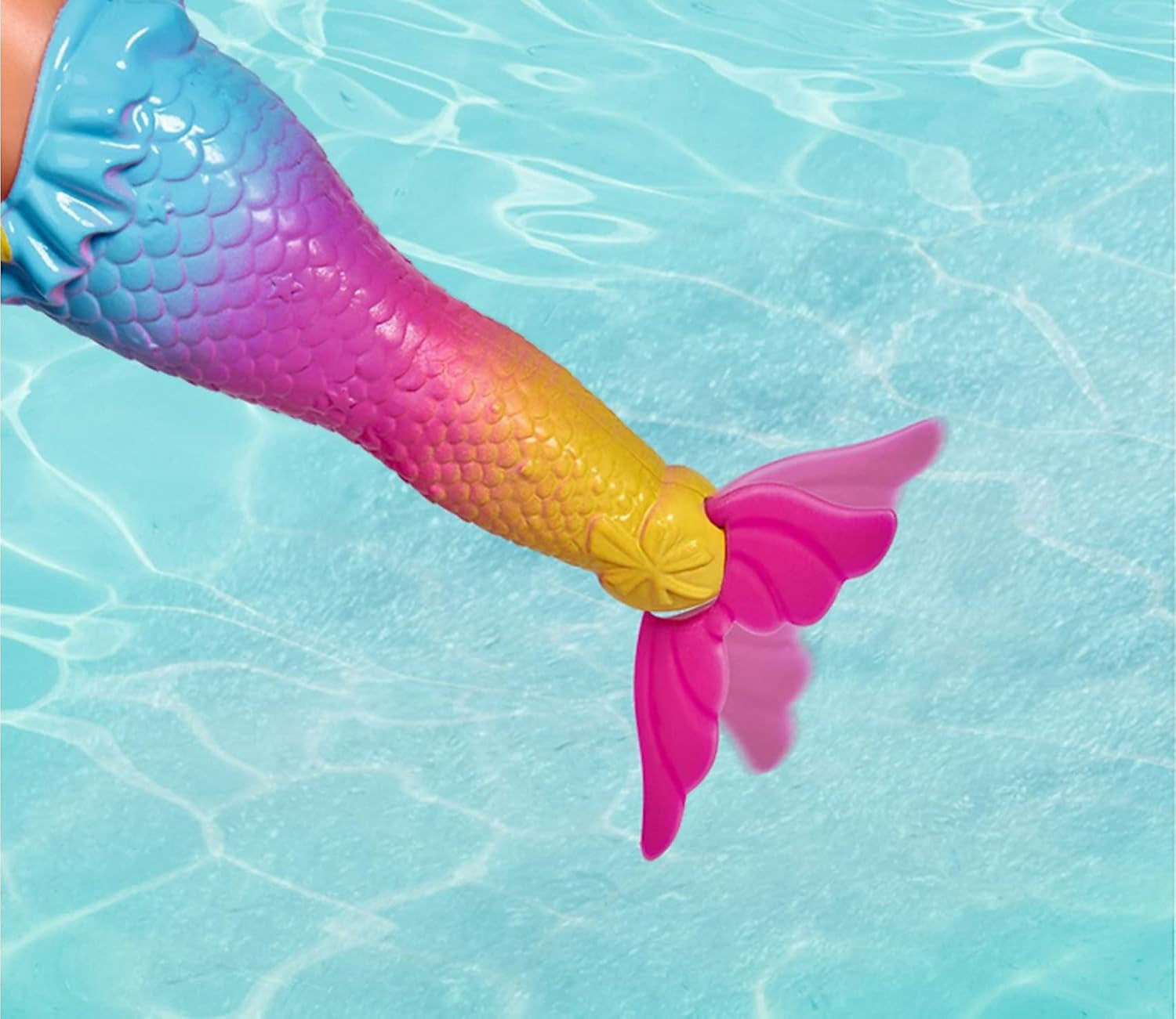 Simba 105733318 - Evi Love Swimming Mermaid, Evi ca o sirenă, Poate înota corect, Cu figurină de pește, Păpușă de îmbrăcat, 12cm, Pentru copii de la 3 ani în sus Papusi Naty Shop