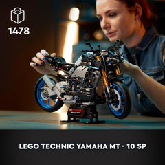 LEGO 42159 Technic Yamaha MT-10 SP Motorrad-Modellbausatz für Erwachsene, authentisches Fahrzeugmodell mit 4-Zylinder-Motor, funktionsfähiger Lenkung und Ar-App, Geschenk für Männer und Frauen. Bausätze Besuchen Sie den LEGO-Store