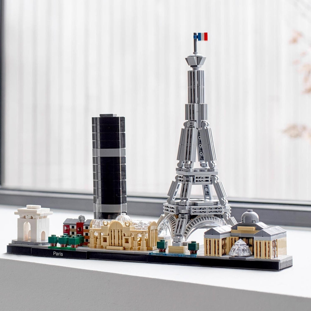 LEGO Architecture Paris, Eiffelturm, Champs-Élysées und Louvre Modellbausatz, Skyline-Kollektion, Wohn- und Bürodekorationen, Geschenkideen für Sammler, Männer und Frauen 21044 Bausätze Besuchen Sie den LEGO-Store