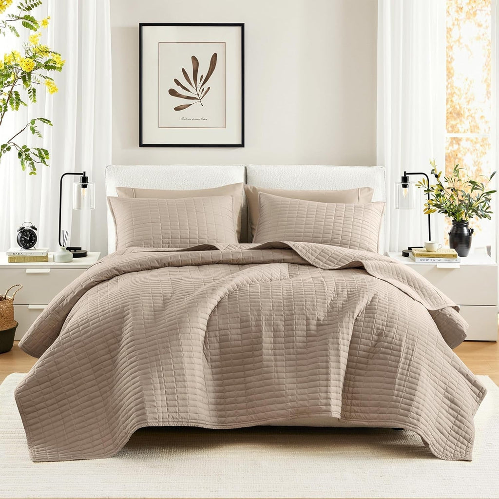 Comfort Spaces Kienna Quilt Set, cusături duble de lux, pătură de vară, ușoară, moale, lenjerie de pat pe tot parcursul anului, față de pernă asortată, albă, pătură pentru paturi King Size (264.2 X 228.6 Cm), Plapumi si pilote Naty Shop Taupe Quilt King/Cal King(104"X90")