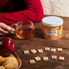 Kusmi Tea - Sweet Break - Ceai vrac organic cu hibiscus, plante și fructe - Aromă de fructe roșii și biscuiți - Ceai de fructe fără cofeină - Ceai vrac - Cutie metalică de 100 g pentru aproximativ 50 de cești
